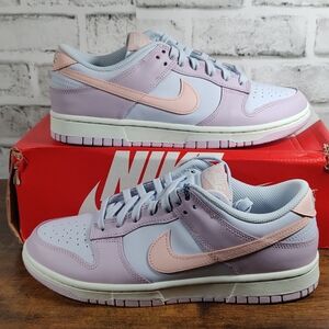 New Nike Dunk Women's Dunk Low Easter Size 9.5W / 8M DD1503-001  *Damage…